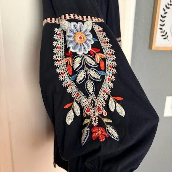 Johnny Was Black Peasant Tie Floral Embroidery Blouse Top, XS - Picture 4 of 9